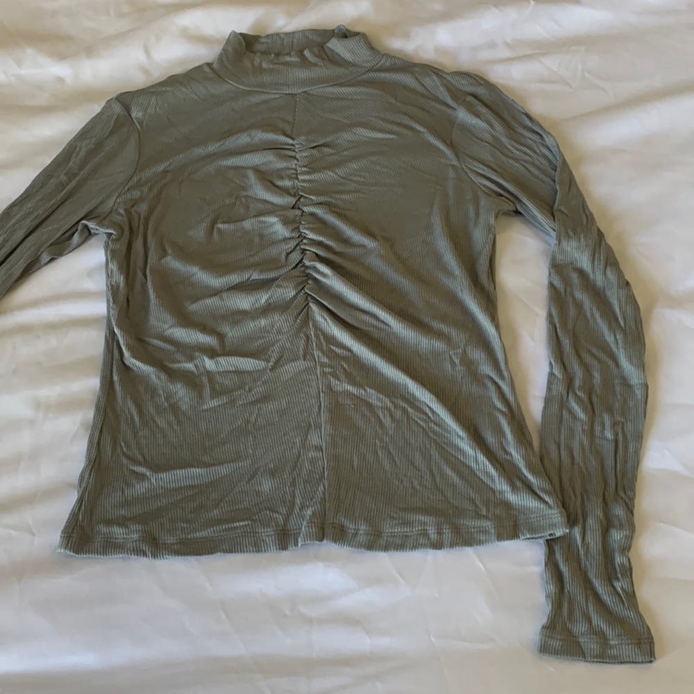 AND NOW THIS, Small, turtle neck, Never Worn